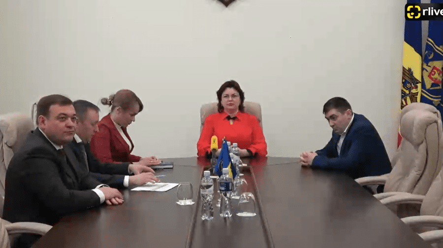 VIDEO Puțin peste două minute! Atât a durat ședința Consiliului Superior al Procurorilor! Vacanța a început mai devreme