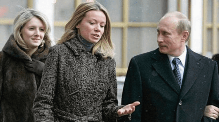 Fiicele răspund pentru tata! După SUA și UE, a venit rândul Marii Britanii să impună sancțiuni contra fetelor lui Putin