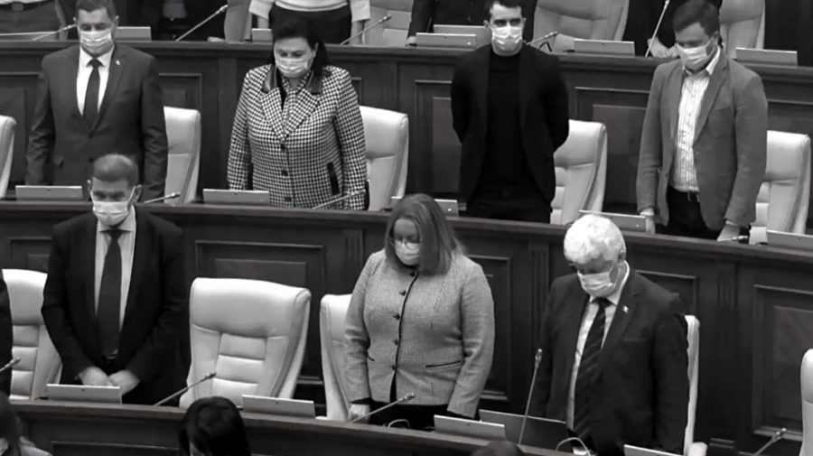 Minut de reculegere la Parlament. Opoziția, cu mențiune și condiționalități: Rusia și Ucraina sunt în conflict de 8 ani