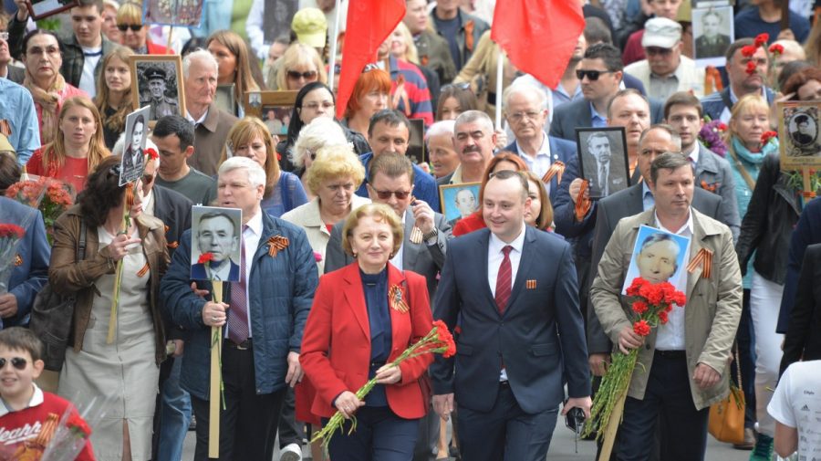 Socialiștii vor panglica „Sfântul Gheorghe” înapoi. Au contestat amendamentul care interzice acest simbol al războiului