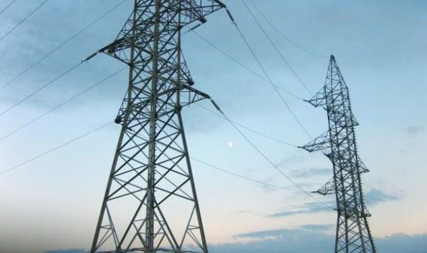 De trei ori mai mare! Energocom a anunțat la ce preț a procurat energie electrică de pe bursa din România