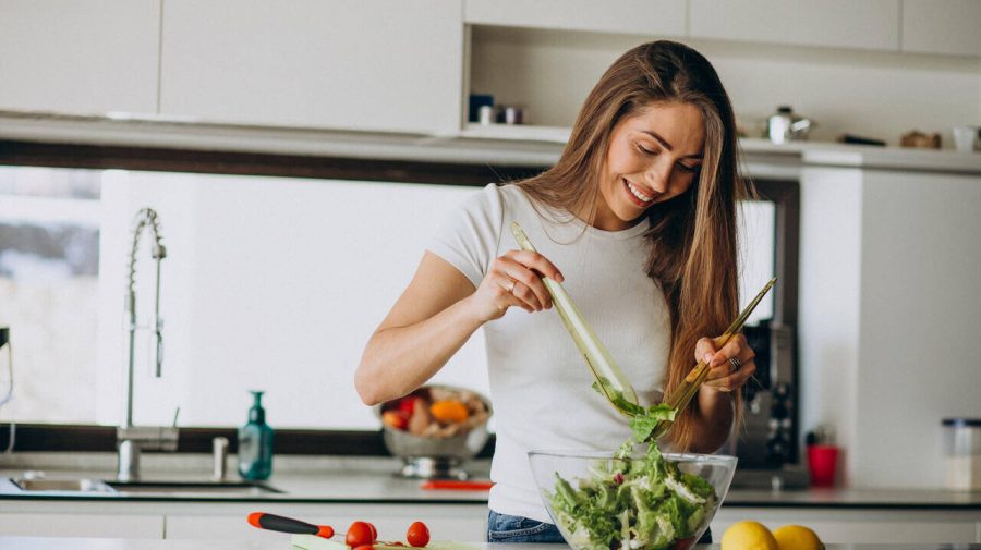 Buna dispoziție?! Hai să-ți spun de ce alimente ai nevoie pentru o revitalizare completă!