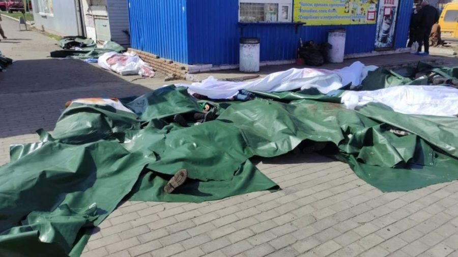 VIDEO +18 TEROAREA primelor secunde de la gara din Kramatorsk! „Vasea, câte cadavre! Sunt doar copii”, plânge o femeie