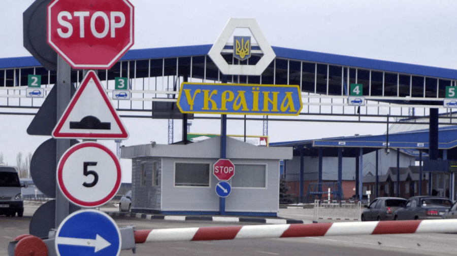 Cele trei posturi vamale de la frontiera cu Ucraina și-au reluat activitatea
