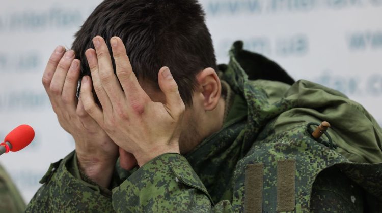 Militarii ruși, gata să se mutileze doar să plece acasă din Ucraina. O nouă interceptare telefonică publicată de SBU
