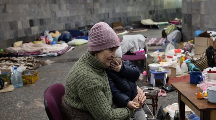 Kievul anunță a treia zi consecutivă fără deschiderea coridoarelor umanitare. Lipsește un acord cu forțele ruse