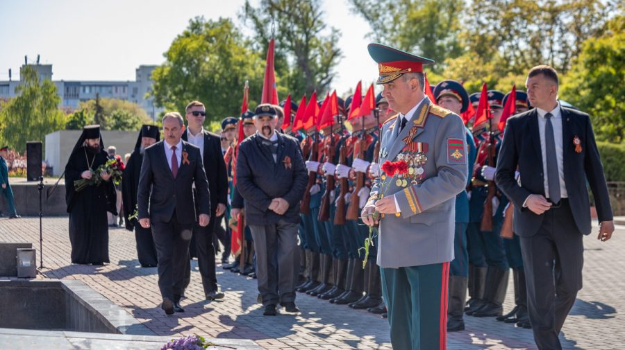 FOTO, VIDEO Cum a decurs 9 mai în Transnistria? Panglica „Sfântul Gheorghe” nu a lipsit din pieptul „oficialilor”