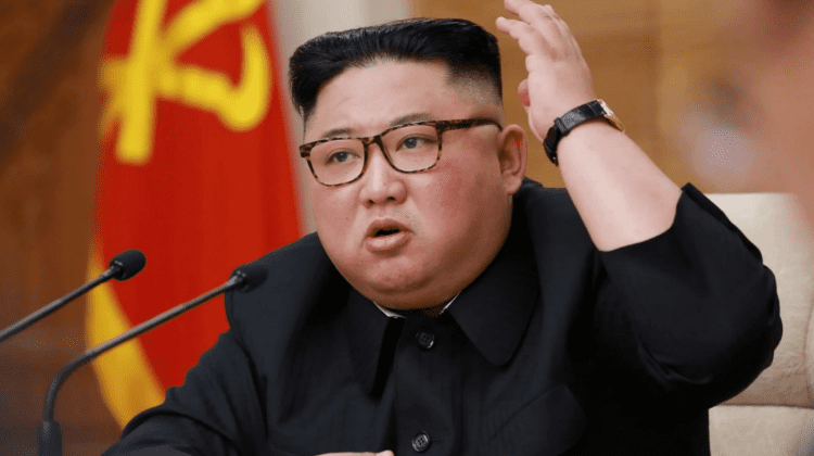 Coreea de Nord anunţă că a lansat primul său submarin nuclear tactic