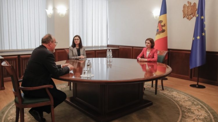 O ultimă întâlnire oficială! Sandu i-a mulțumit „pentru tot” ambasadorului Daniel Ioniță, care-și încheie mandatul