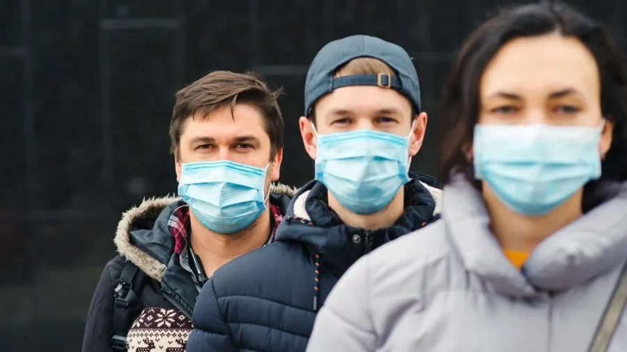 Studiu: Creierul uman ar putea îmbătrâni cu 20 de ani din cauza Covid-19
