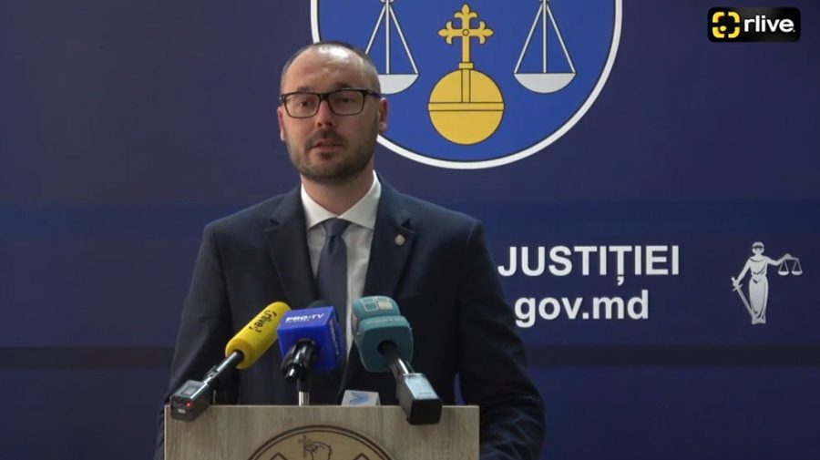 Dureri de cap pentru „diaspora buclucașă”. Moldovenii certați cu legea ar putea fi condamnați în absența lor