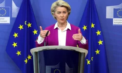 Ursula von der Leyen, în cursa pentru şefia NATO, anunță presa internațională