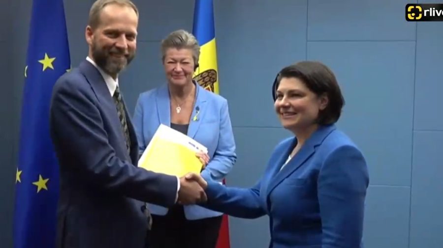 VIDEO ULTIMA ORĂ! Moldova a transmis astăzi a doua parte a chestionarului de aderare la UE