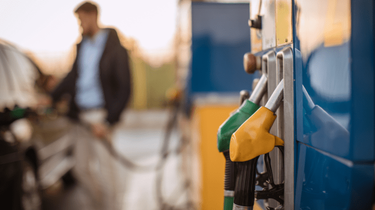 Benzina mai ieftină…decât motorina! PREȚ CARBURANȚI 19 august