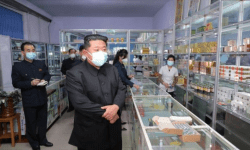 Coreea de Nord a pornit o luptă „aprigă” cu pandemia de coronavirus. Vor să scape de COVID-19 cu ceai și apă cu sare
