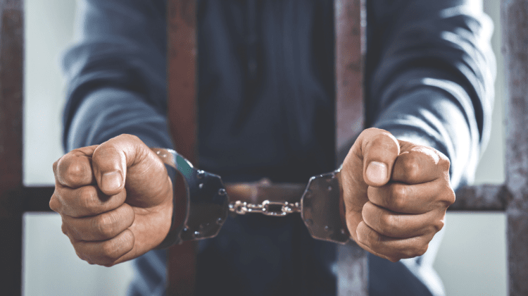 Un bărbat din Chișinău – condamnat la 10 ani închisoare pentru trafic de droguri. Ce spun procurorii