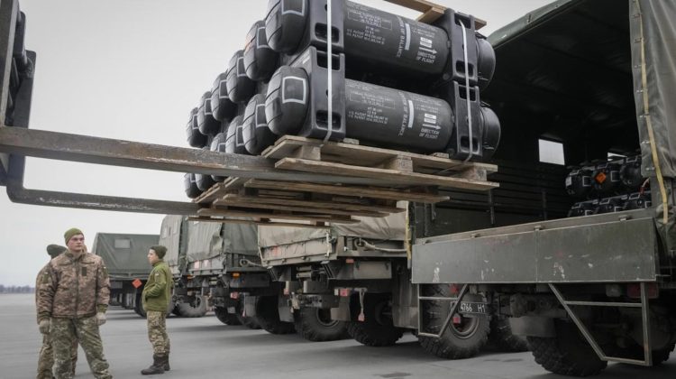 Arme grele pentru Ucraina: UE va livra un nou ajutor militar, în valoare de 500 de milioane de euro