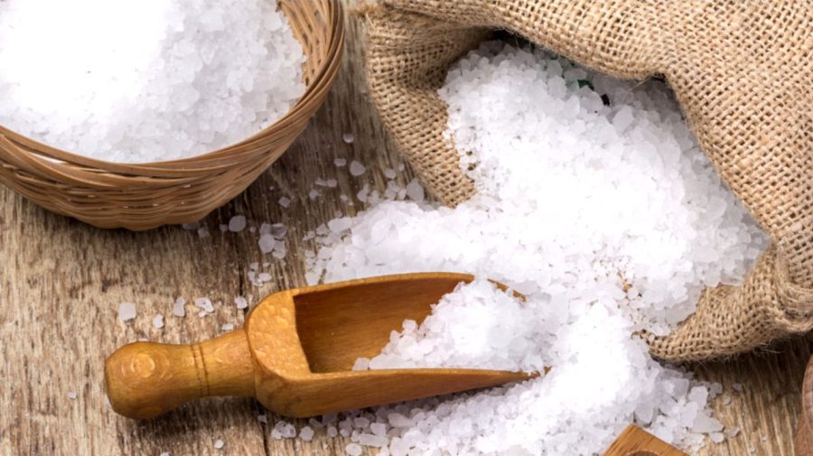Populația globului consumă în exces sare: Anual se pierd 2 milioane de vieți