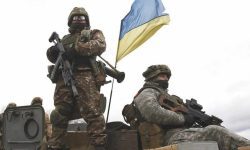 Ucraina ia în calcul o retragere a armatei din Lugansk pentru a nu cădea în încercuire