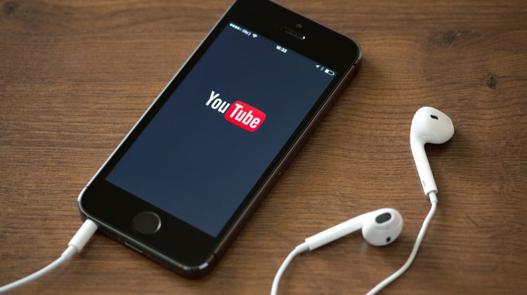 Vrea să revină pe YouTube. Pervîi Canal atacă Google în instanță