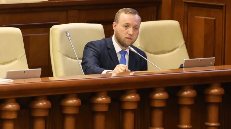 SIS: Rusia a cheltuit peste 1 MILIARD de lei pentru a submina alegerile în Moldova. Bărbați recrutați pentru violențe