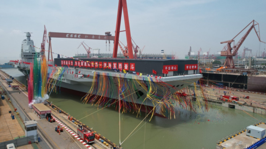 VIDEO China a lansat cu mare fast cel de-al treilea portavion. Acesta va fi predat marinei după mai multe teste pe mare
