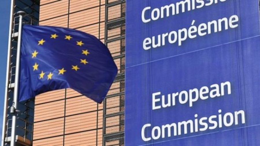 Surse: Comisia Europeană va recomanda statelor UE să susțină oferirea statutul de candidat pentru Moldova și Ucraina