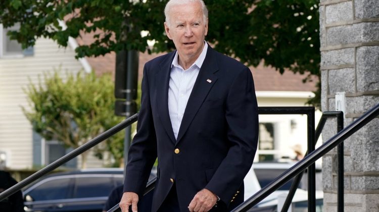„Act de generozitate”? Biden solicită Congresului anularea taxei federale pentru a reduce prețurile la combustibil