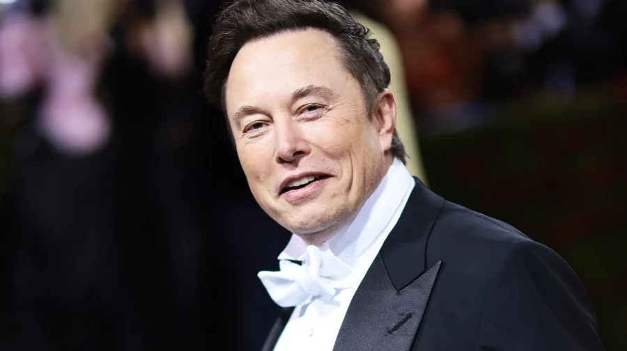 După ce a vrut să cumpere Twitter, acum Elon Musk acuză compania de fraudă