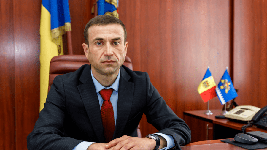 Prima şedinţă a Guvernului Recean a început cu demisii. Pleacă secretarul general al Executivului, Igor Talmazan