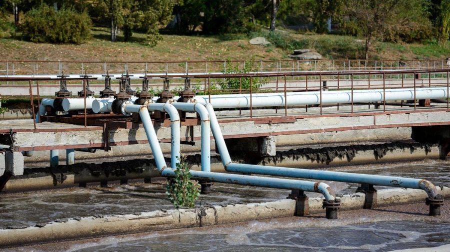 Grant plus credit-pentru apă și canalizare în mai multe localități din țară. Acordul, ratificat pe jumătate de deputați