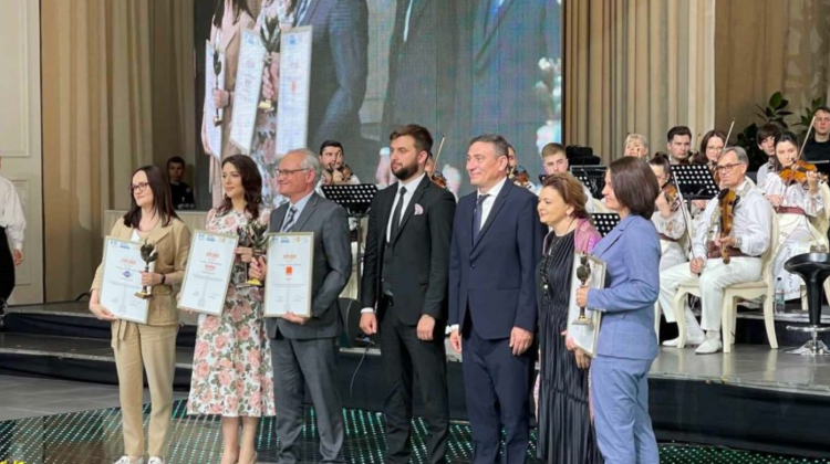 Gala Businessului Moldovenesc a premiat 5 companii pentru promovarea politicilor prietenoase familiei la locul de muncă