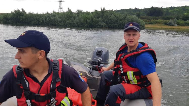 Tragedie la scăldat! Un bărbat din raionul Rezina și-a pierdut viața în apele unui lac
