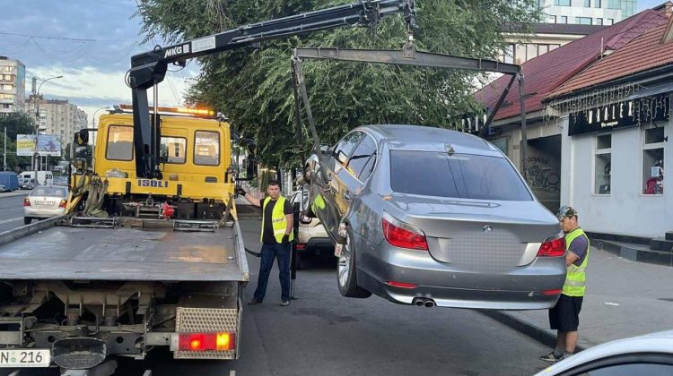 FOTO Pericol pe străzile Chișinăului! Un șofer de BMW a fost depistat sub influența drogurilor