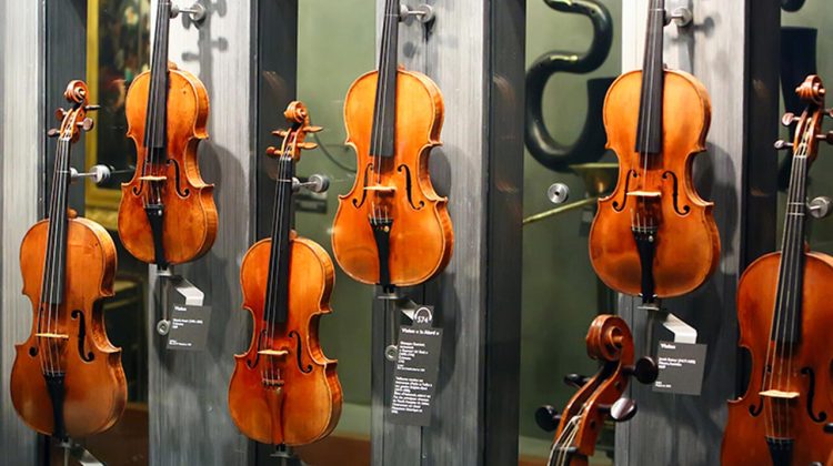 O vioara, fabricată în 1714 de Antonio Stradivari a fost scoasă la licitație. A fost vândută pentru o sumă fabuloasă