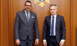 FOTO Ambasadorul României în Moldova a mers în vizită la Ministerul de Externe. Ce a discutat cu oficialii de la MAEIE