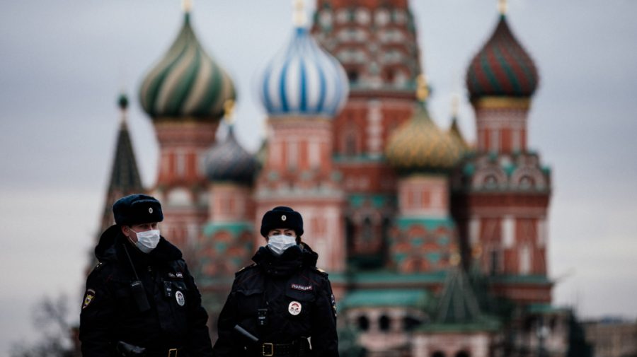 COVID-19 face ravagii în Rusia: Peskov recunoaște dinamica alarmantă