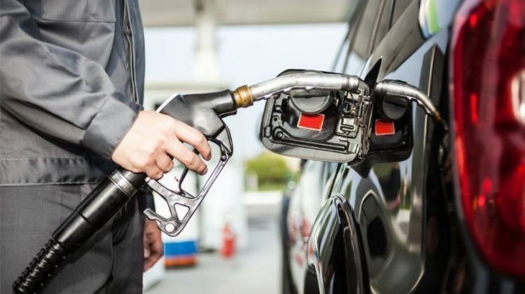 Benzina și motorina – mai ieftine! Prețul carburanților pentru 15 iulie