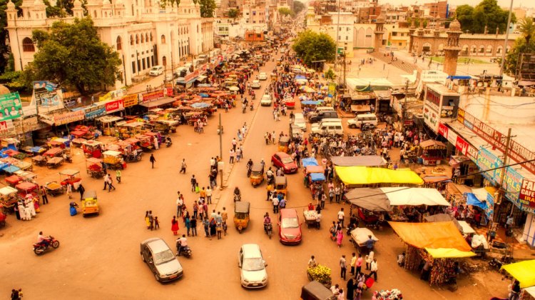 Populația Indiei crește „ca pe drodjie”. Prognozele ONU