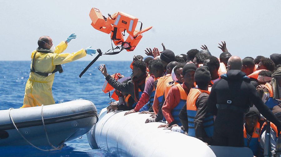 22 de migranți din Mali s-au înecat într-un naufragiu în largul coastelor libiene