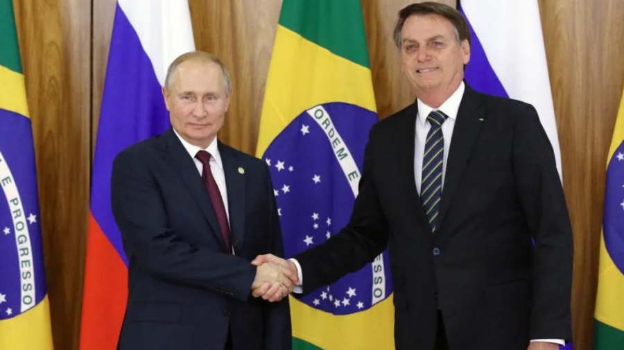 Brazilia bate palma cu Rusia pentru motorină mult mai ieftină. Bolsonaro a ajuns la un acord cu Moscova