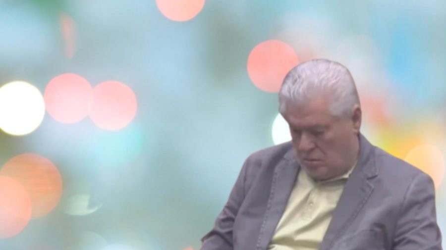 VIDEO Fotoliile din Parlament, bune… de dormit. Vladimir Voronin a ațipit chiar la începutul ședinței
