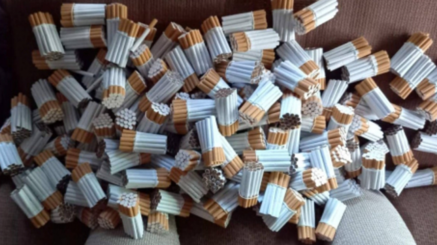 FOTO Mii de țigarete – depistate la doi indivizi din Soroca. Erau obținuțe și vândute pe căi ilegale