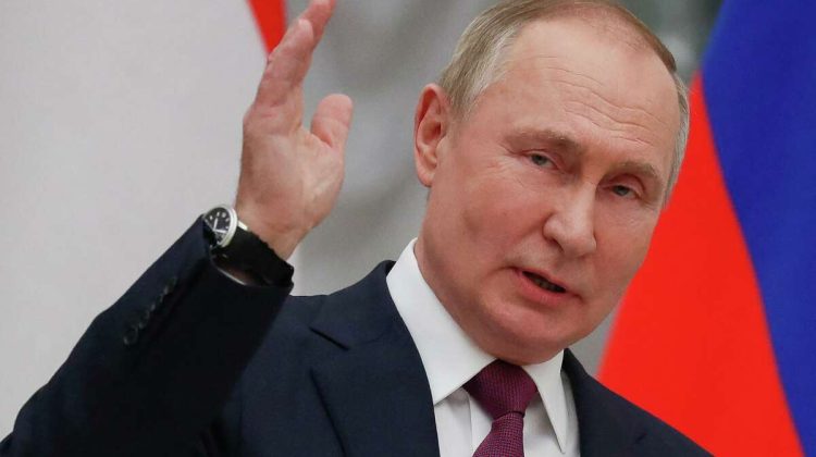 Kremlinul strigă discridetare? Aleșii din Petersburg care au cerut acuzarea lui Putin de trădare, citați la Poliție