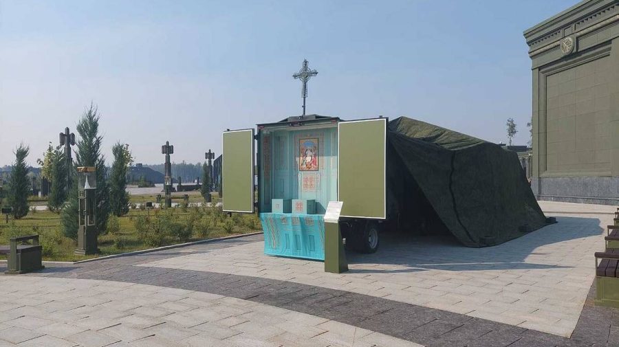 Delir la Moscova? Putin vrea să trimită soldaților din Ucraina biserici mobile, încărcate în camioane