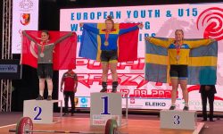 FOTO Ne poartă faima în lume! Șase halterofili din Moldova se întorc acasă cu medalii