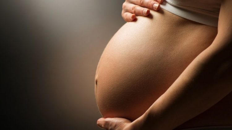 O femeie a murit în Portugalia, după ce i-a fost refuzată internarea în maternitate. Reacția ministrei Sănătății