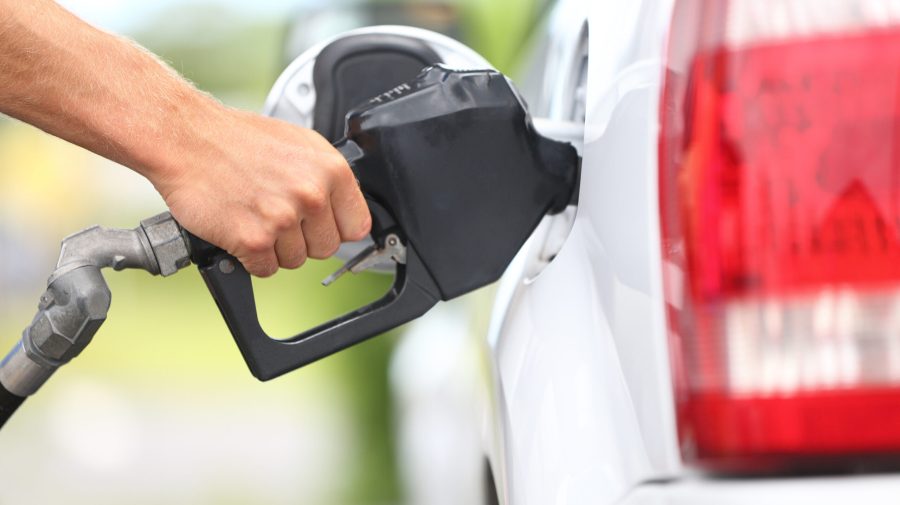 Benzina, cu 15 bani mai ieftină ca ieri! PREȚ CARBURANȚI 5 august