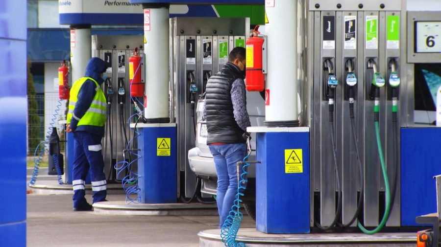 BANI.MD: Ce țări acordă reduceri la prețul carburanților