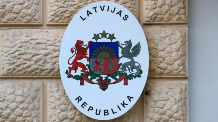 Letonia a încetat să mai elibereze vize pentru ruși pentru o perioadă nedeterminată. Cine face excepție